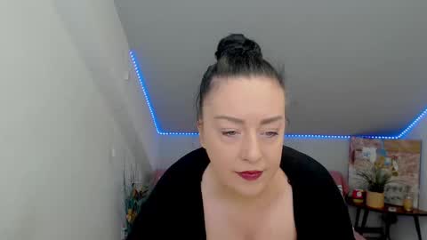 Brenda Skye online show from 09.26.25