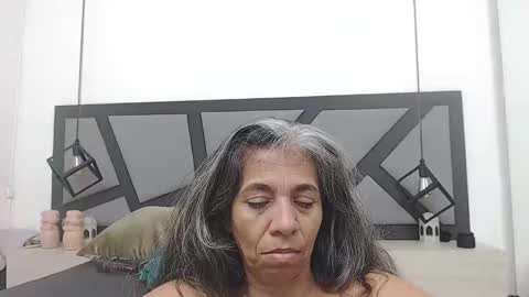 BRENDA VELASQUEZ online show from 03.08.25