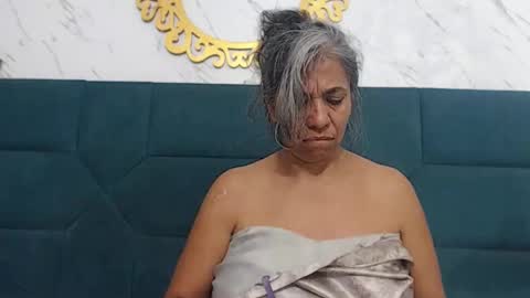 BRENDA VELASQUEZ online show from 11.23.25