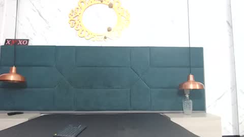 BRENDA VELASQUEZ online show from 12.21.25