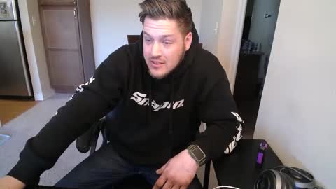 Snapshot of brettbwc89 chatting on 03.02.25 brettbwc89 online show from 03.02.25