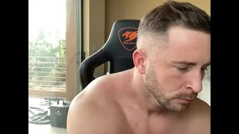 Snapshot of brettmycles chatting on 01.03.25 Brett Mycles online show from 01.03.25