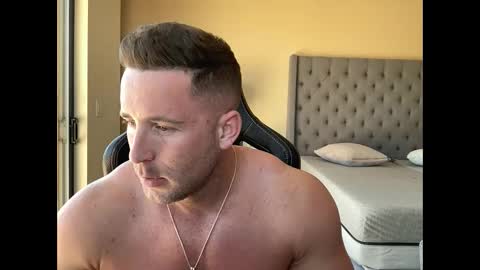 Snapshot of brettmycles chatting on 01.15.25 Brett Mycles online show from 01.15.25