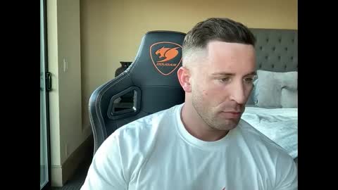 Snapshot of brettmycles chatting on 01.16.25 Brett Mycles online show from 01.16.25