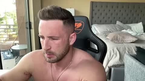 Snapshot of brettmycles chatting on 02.03.25 Brett Mycles online show from 02.03.25