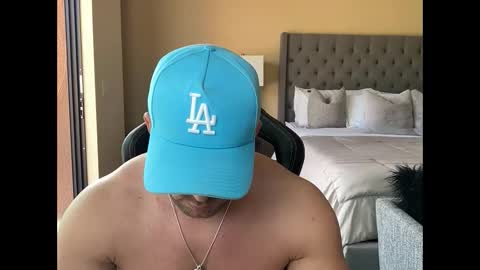 Snapshot of brettmycles chatting on 09.25.25 Brett Mycles online show from 09.25.25