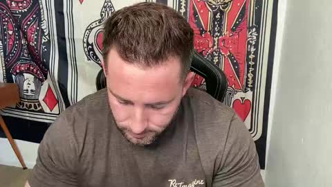 Snapshot of brettmycles chatting on 12.14.25 Brett Mycles online show from 12.14.25