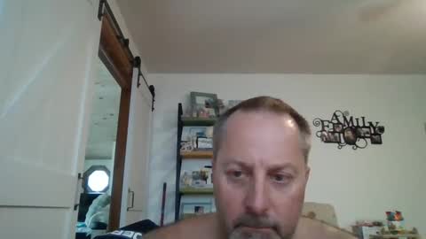 hey online show from 09.23.25