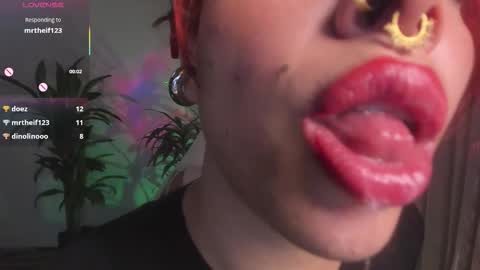 Snapshot of bri_von_dhara_ chatting on 10.16.25 Bri online show from 10.16.25