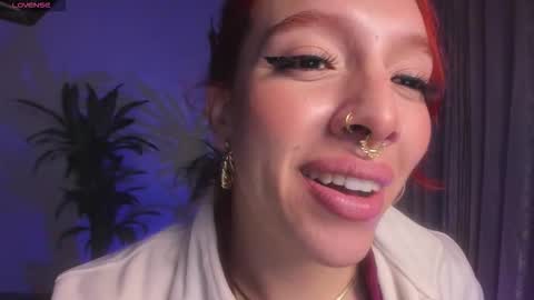 Snapshot of bri_von_dhara_ chatting on 10.19.25 Bri online show from 10.19.25