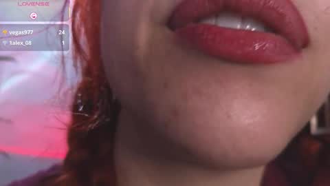 Snapshot of bri_von_dhara_ chatting on 11.17.25 Bri online show from 11.17.25