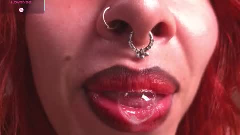 Snapshot of bri_von_dhara_ chatting on 12.02.25 Bri online show from 12.02.25