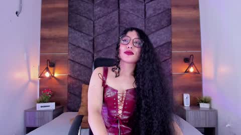 B R I A  online show from 12.31.24