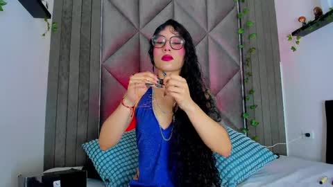 B R I A  online show from 04.14.26