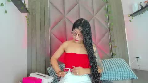 Snapshot of briaconner_ chatting on 06.22.26 B R I A online show from 06.22.26