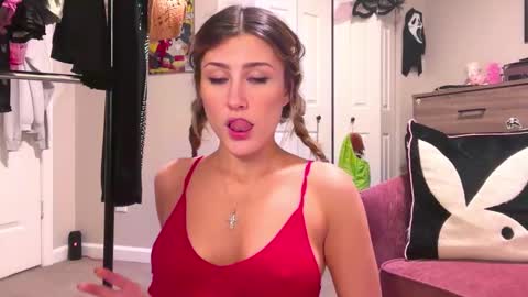 Snapshot of briadominick chatting on 01.21.25 Brianna3 online show from 01.21.25