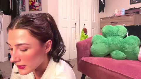 Snapshot of briadominick chatting on 03.10.25 Brianna3 online show from 03.10.25