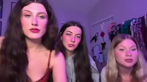 Snapshot of briadominick chatting on 10.02.25 Brianna3 online show from 10.02.25