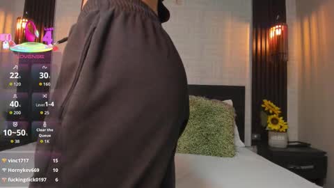 Snapshot of brianna_bondd chatting on 09.22.25 Briana online show from 09.22.25