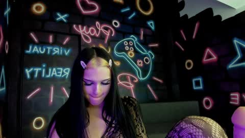 Brianna online show from 12.19.24