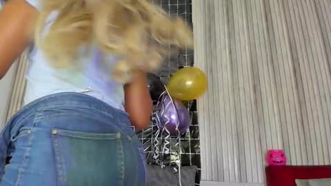 Brianna Chelsea  online show from 10.31.25