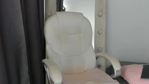 Snapshot of briannawhite10 chatting on 12.05.25 briannawhite10 online show from 12.05.25