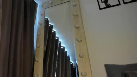 briannawhite10 online show from 02.25.26