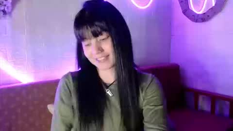 Snapshot of bridawhite chatting on 09.23.25 Brida White online show from 09.23.25