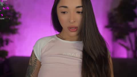 Diamonds Girls online show from 04.19.26