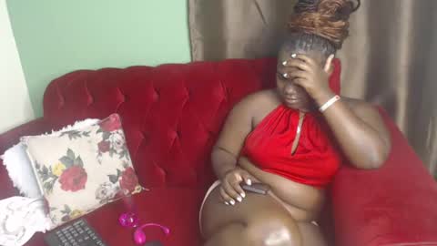 Snapshot of brightebony chatting on 12.17.24 Bright online show from 12.17.24