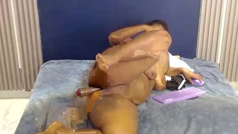 Snapshot of brisnymunds chatting on 04.03.26 brisnymunds online show from 04.03.26