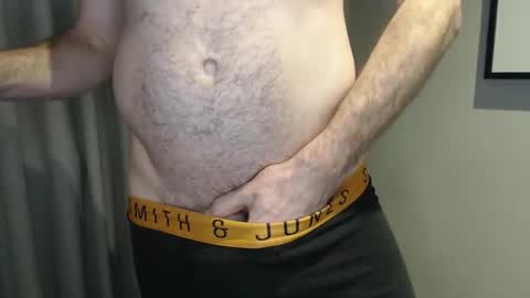 Snapshot of brit_dadbod chatting on 12.18.24 brit_dadbod online show from 12.18.24