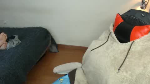 Snapshot of britannysexxy chatting on 09.19.25 scarleth follow mee 3 kis online show from 09.19.25