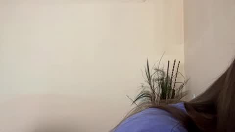 Snapshot of britanysuther chatting on 06.19.26 Ciri online show from 06.19.26