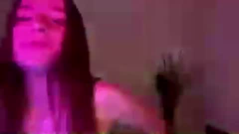 Snapshot of britanysuther chatting on 06.21.26 Ciri online show from 06.21.26