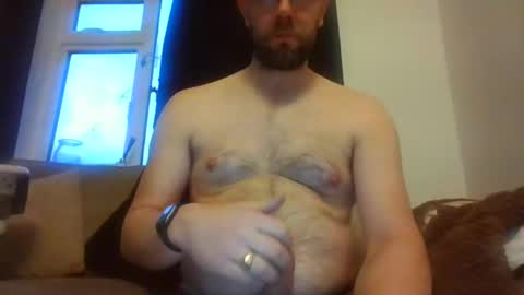 Snapshot of britguy6985 chatting on 12.14.24 britguy6985 online show from 12.14.24