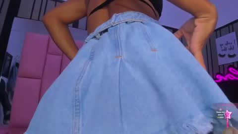 Snapshot of brithanyslim chatting on 12.02.24 brithanyslim online show from 12.02.24