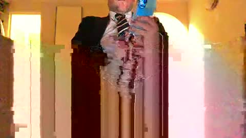 Snapshot of britishman1989 chatting on 11.21.25 Britishman1989 online show from 11.21.25