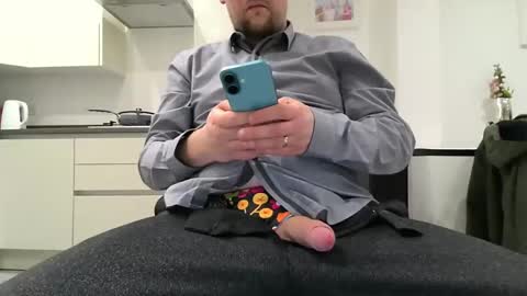 Britishman1989 online show from 03.17.26