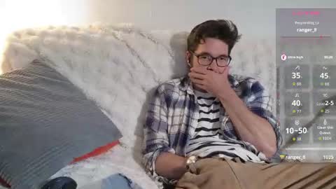 Snapshot of britishpoet chatting on 06.10.26 Callum online show from 06.10.26