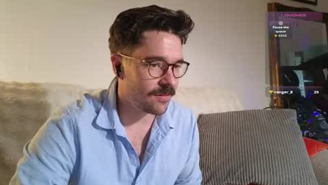 Snapshot of britishpoet chatting on 06.16.26 Callum online show from 06.16.26