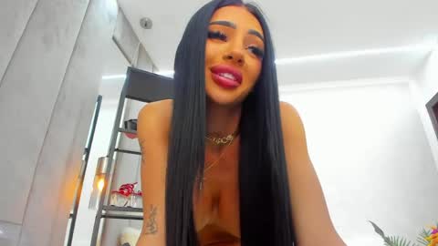 britney_charm online show from 04.14.26