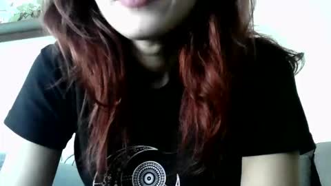 Snapshot of britneyamy chatting on 11.13.25 Britney online show from 11.13.25