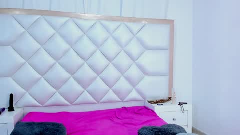 Brittany  online show from 01.12.25