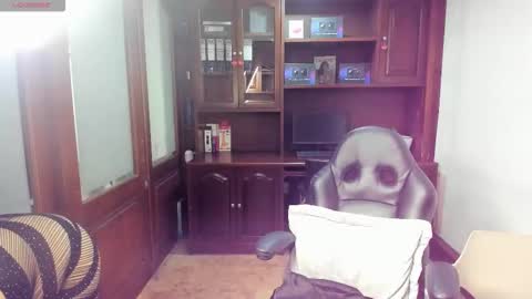 brittanybrookss_ online show from 10.12.25