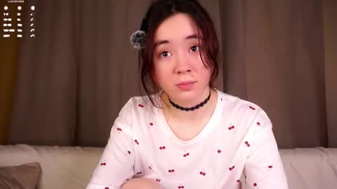 Snapshot of britthe chatting on 01.18.26 Lina online show from 01.18.26