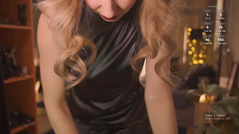 Snapshot of bronnica chatting on 01.07.25 Anna online show from 01.07.25