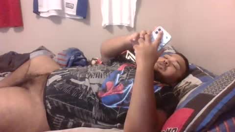 Snapshot of bronxforlife chatting on 12.11.24 bronxforlife online show from 12.11.24