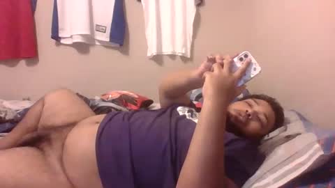 Snapshot of bronxforlife chatting on 02.04.25 bronxforlife online show from 02.04.25