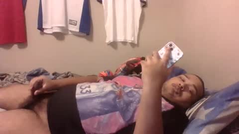 Snapshot of bronxforlife chatting on 02.26.25 bronxforlife online show from 02.26.25